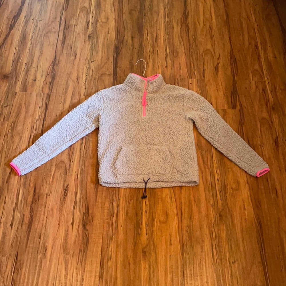 Womens fleece pullover